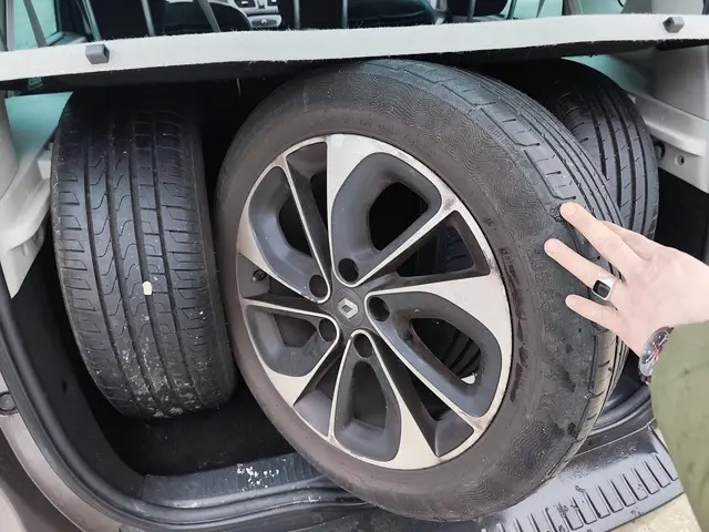 Renault Scénic 1.5 dCi Bose 2015 Diesel 8