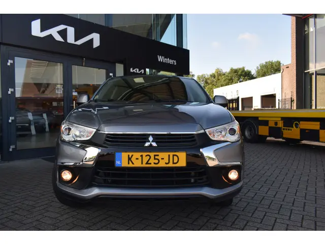 Mitsubishi ASX 1.6i-16V ISG Intense+ 2017 Benzine 22