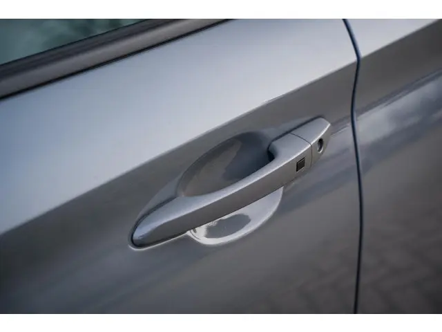 Hyundai Kona EV Comfort 64 kWh 2019 Elektrisch 30