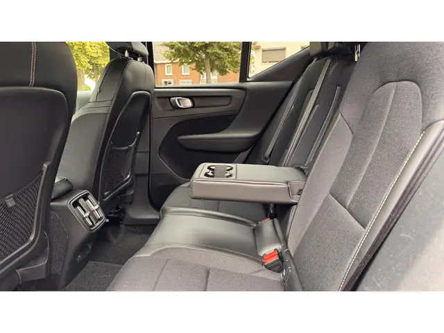 Volvo XC40 1.5 T3 2018 Benzine 12