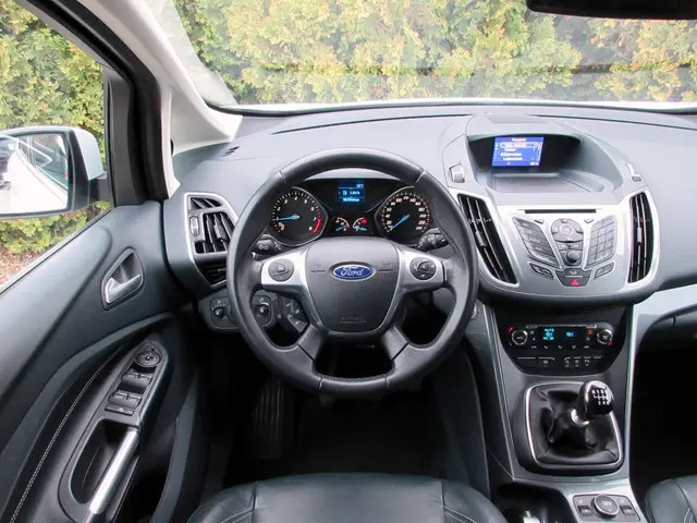 Ford C-MAX 1.6 Titanium*Leder*Navi*Cruise* 2014 Benzine 9