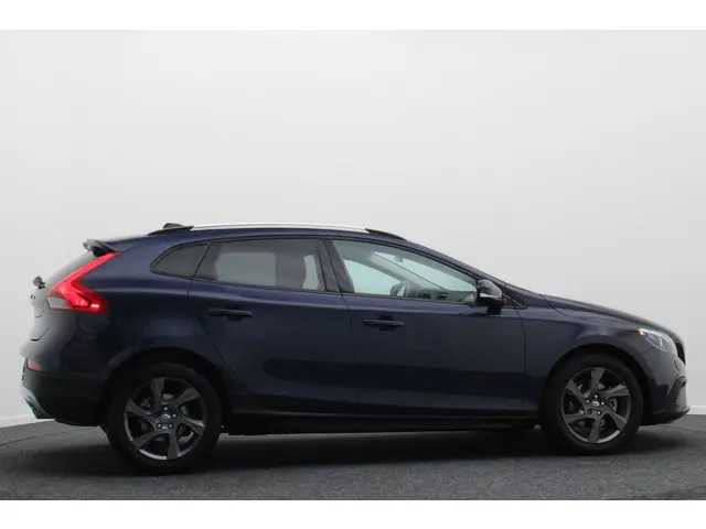 Volvo V40 Cross Country 1.6 T4 Summum 2013 Benzine