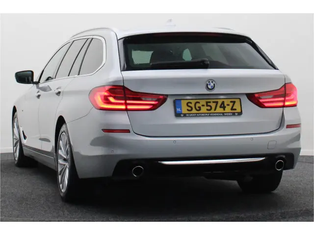 BMW 5 Serie Touring 520i High Executive 2018 Benzine 20