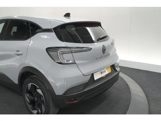 Renault Captur TCe 90 Techno 2025 Benzine 22