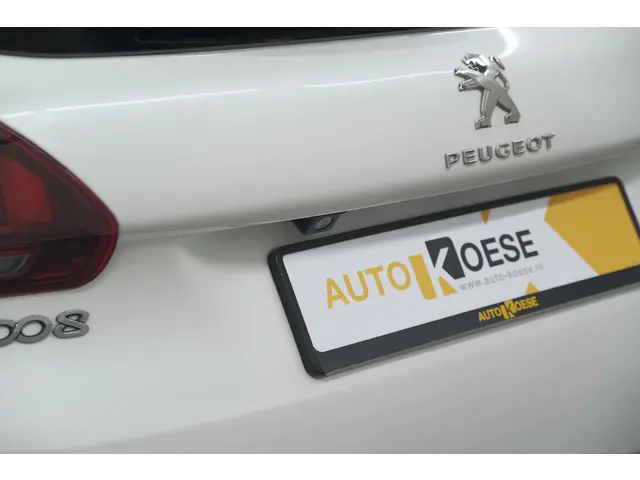Peugeot 2008 PureTech 130 Allure 2019 Benzine 23