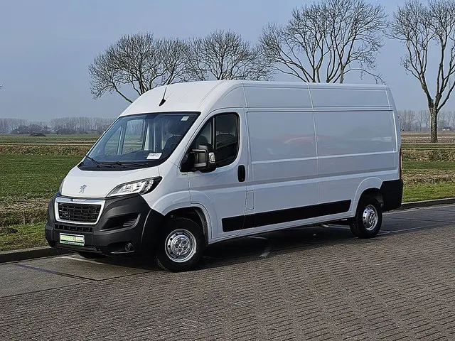 Peugeot Boxer 2.2 2024 Diesel 2
