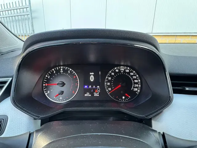 Renault Clio 1.0 TCe Limited 2022 Benzine 16