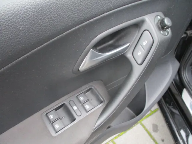 Volkswagen Polo 1.2 TSI Highline 2013 Benzine 6