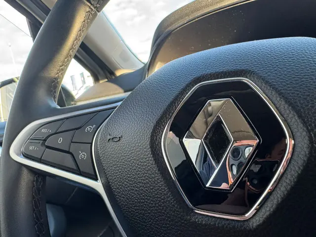 Renault Clio 1.0 TCe Limited 2022 Benzine 14