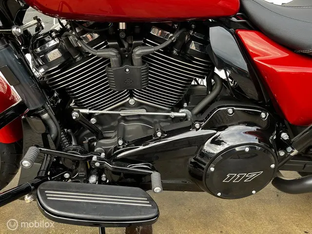 Harley-Davidson Street Glide 117 FLHX 2024 Benzine 12