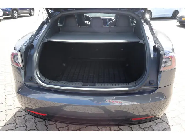 Tesla Model S 75D Base 2017 Elektrisch 30