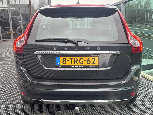 Volvo XC60 2.0 T5 FWD Summum 2014 Benzine 9