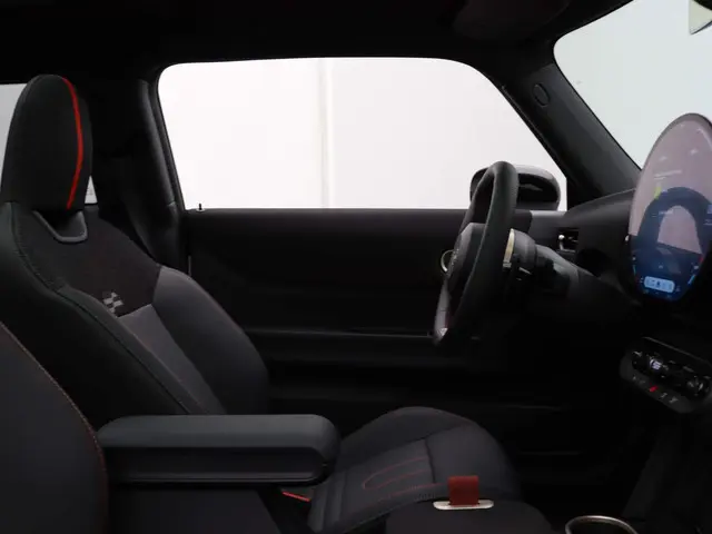 MINI 3-Deurs Cooper C 2024 Benzine 8
