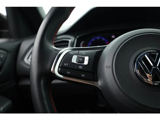 Volkswagen T-Roc 1.5 TSI Sport 2020 Benzine 12