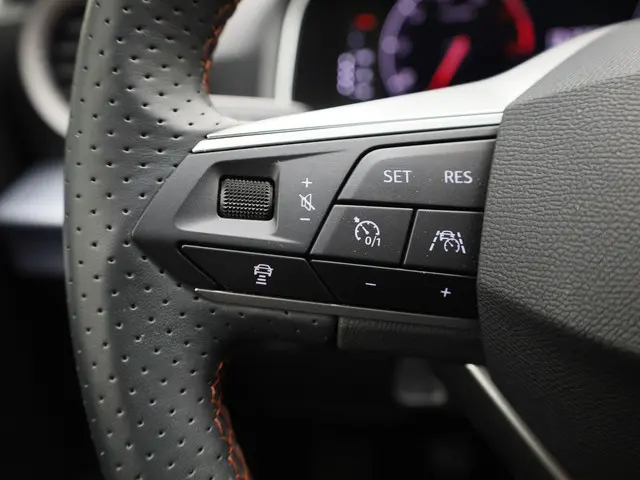 SEAT Ibiza 1.0TSI/110PK FR 2024 Benzine 8