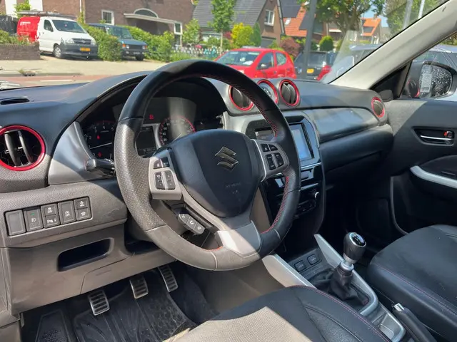 Suzuki Vitara 1.4 S 140 pk 2016 Benzine 9