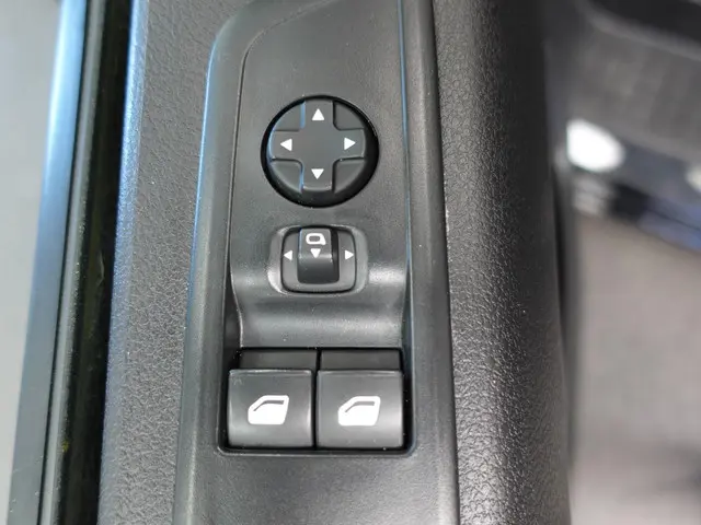 Peugeot Expert 2.0 Hdi 180PK 2023 Diesel 11