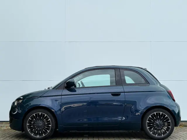 Fiat 500e C Icon 42 kWh 2023 Elektrisch 18