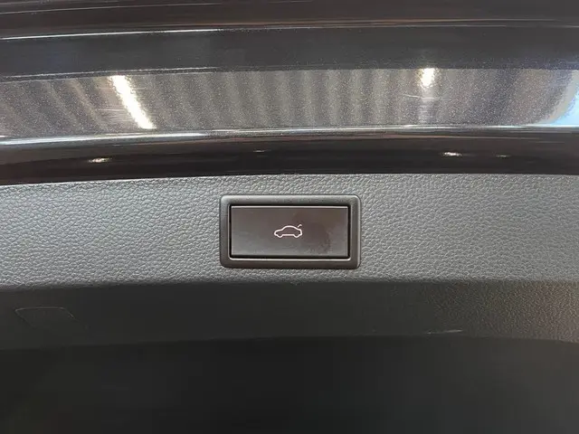 Škoda Karoq 1.5 TSI DSG Sportline 2019 Benzine 15