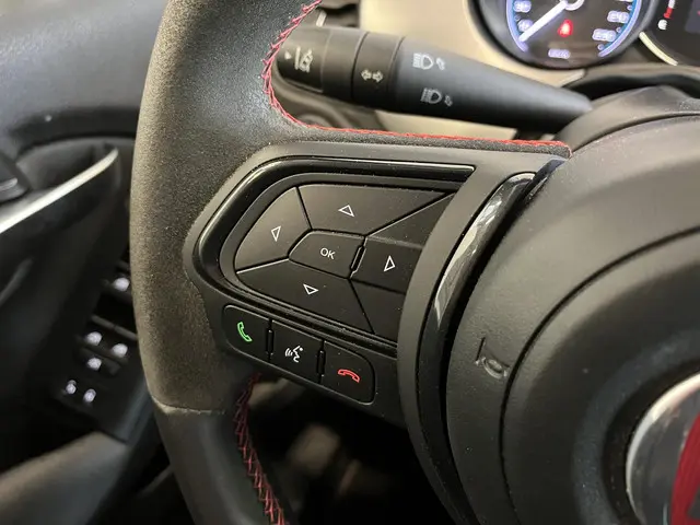 Fiat 500X Cross 1.3 Turbo 150pk Aut. Sport 2024 Benzine 10