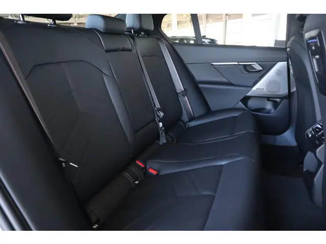 BMW 5 Serie Sedan 520i 2025 Benzine 10