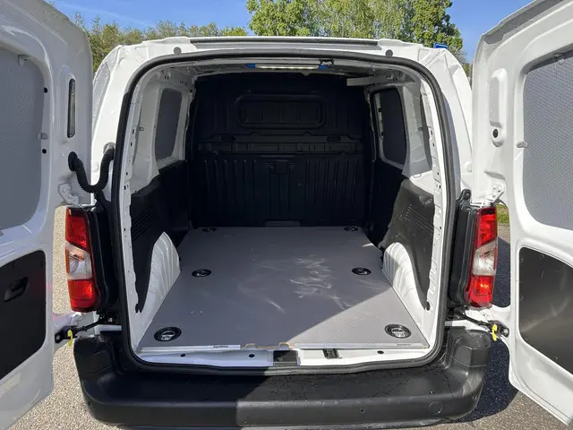 Peugeot Partner 1.5 BlueHDi 130 EAT8 S&S L1 2024 Diesel 10