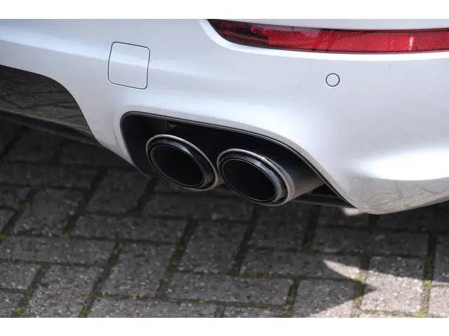 Porsche Cayenne 3.0 E-Hybrid 2023 Hybride Benzine 13