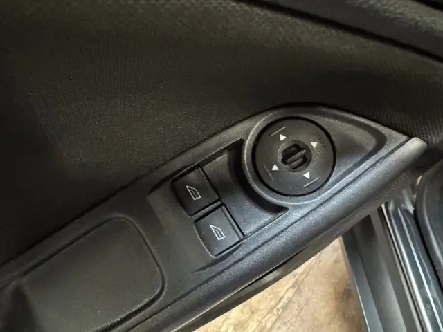 Ford Focus 1.0 Titanium Edition 2016 Benzine 10