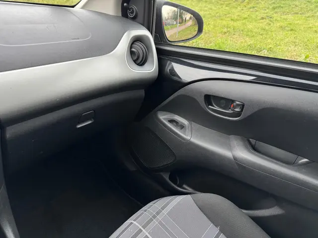 Peugeot 108 1.0 e-VTi Active 2016 Benzine 15