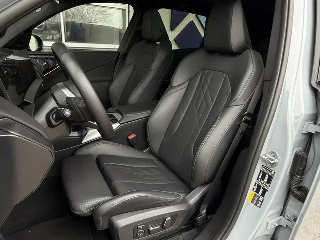 BMW X3 30e xDrive 2025 Hybride Benzine 6