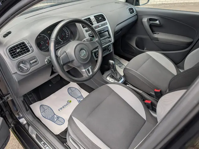 Volkswagen Polo 1.2 TSI LIFE / DSG 2013 Benzine 5