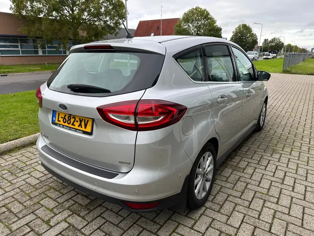 Ford C-MAX 1.5 Titanium 2018 Benzine 10