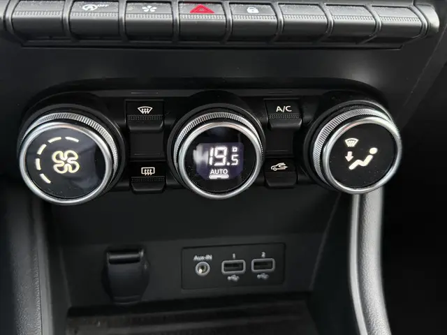 Renault Captur 1.3 TCe 140 Intens 2021 Benzine 19