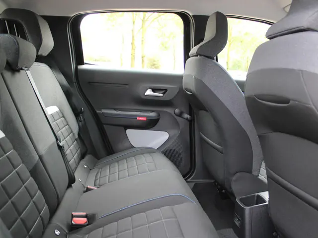 Citroën C3 1.2 Turbo 100pk Plus 2025 Benzine 7