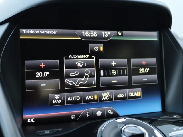 Ford Kuga 1.5 Titanium | Styling Pack 2016 Benzine 40