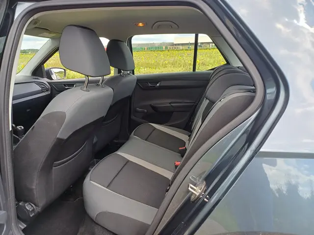 Škoda Fabia 1.2 TSI Ambition 2015 Benzine 21