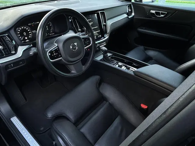 Volvo V60 2