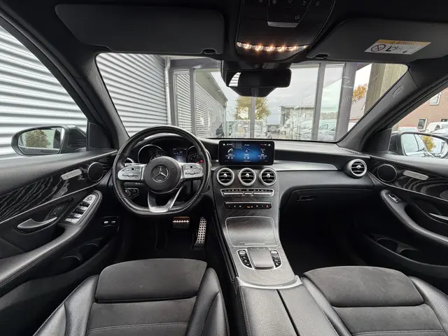 Mercedes-Benz GLC 300 4MATIC Advantage 2020 Benzine 3