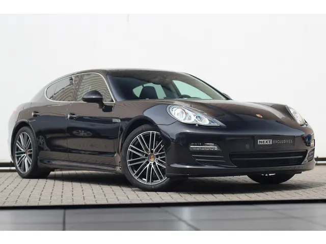 Porsche Panamera 4.8 S 2012 Benzine 2