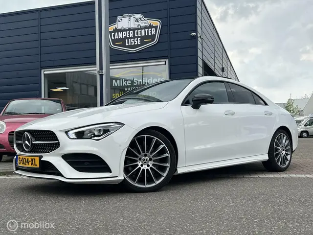 Mercedes-Benz CLA 250 AMG Line panorama 2021 Benzine 18