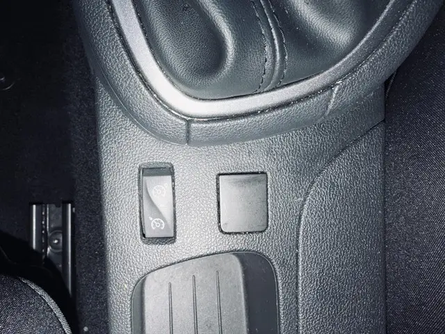 Renault Clio 0.9 TCe Intens 2017 Benzine 18