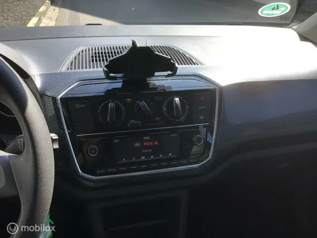 Volkswagen up! Airco led Bluetooth DAB+ 1.0 2020 Benzine 11