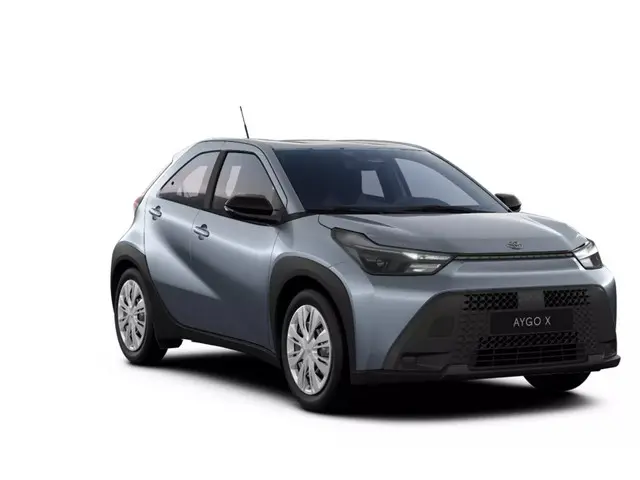 Toyota Aygo X Hybrid 115 play 2025 Hybride Benzine 2