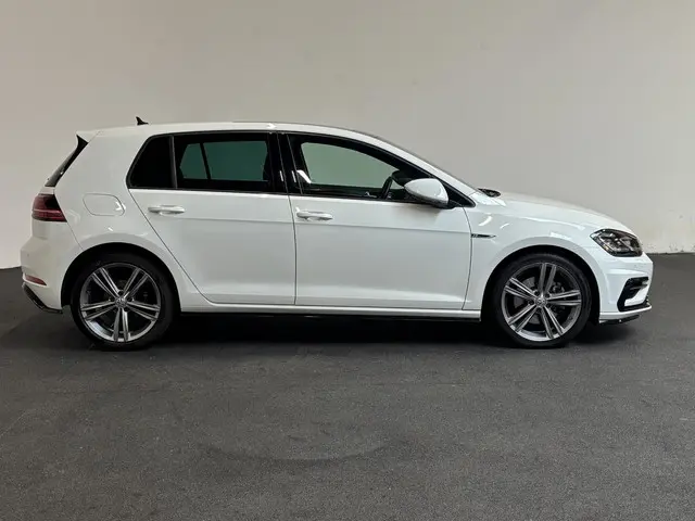 Volkswagen Golf 1.5 TSI R-Line 2017 Benzine 6