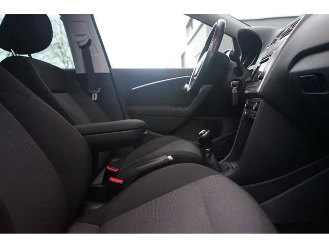 Volkswagen Polo 1.2 TSI First Edition 2014 Benzine 36