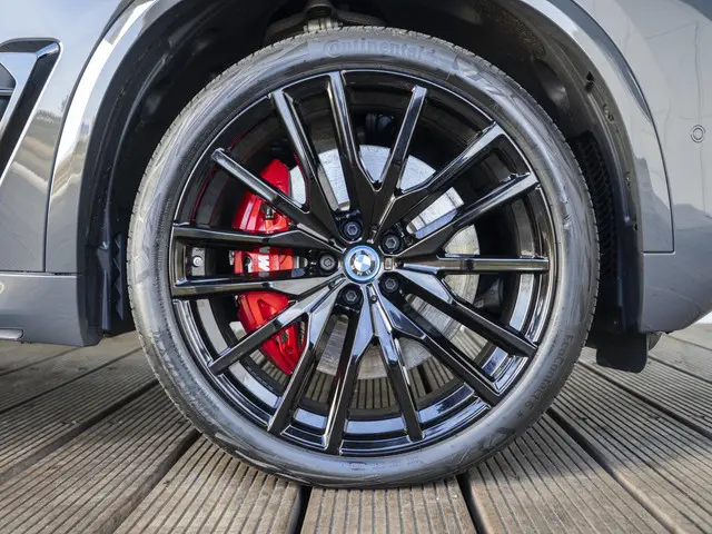 BMW X5 xDrive50e 2024 Hybride Benzine 6