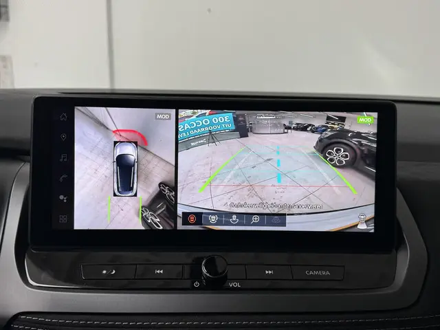 Nissan QASHQAI 1.3 MHEV Xtronic Tekna Plus 2025 Benzine 11