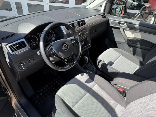 Volkswagen Caddy 1.4 TSI Trendline 7p 2019 Benzine 11