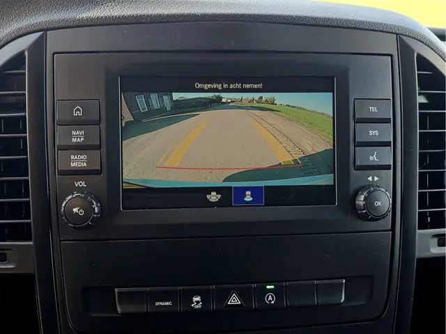 Mercedes-Benz Vito 116 CDI L2 H1 2024 Diesel 17