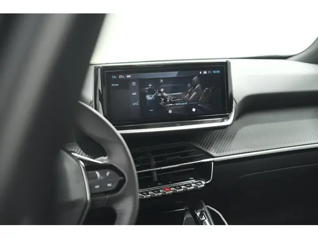 Peugeot 2008 PureTech 130 EAT8 Allure 2024 Benzine 54